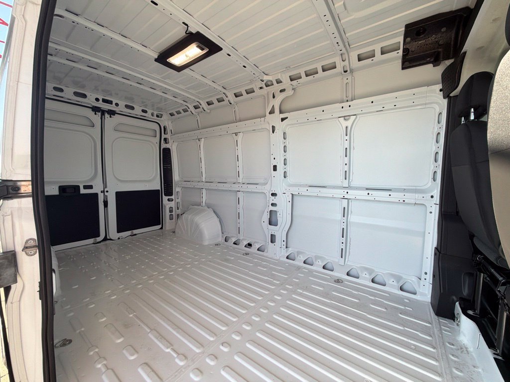 New 2026 RAM ProMaster 3500 w/ Convenience Group FWD image 19