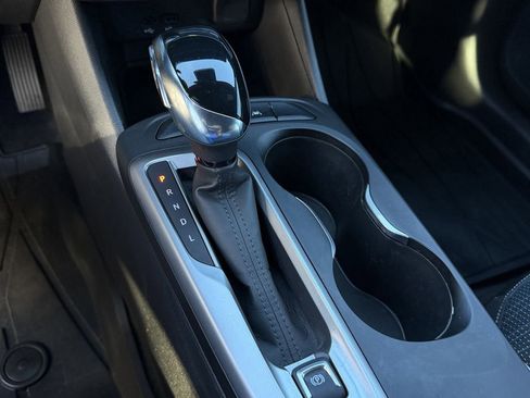 Used 2024 Buick Envista Preferred w/ Convenience I Package image 19