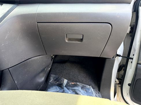 Used 2013 Nissan NV200 S w/ Cruise Control Pkg image 30