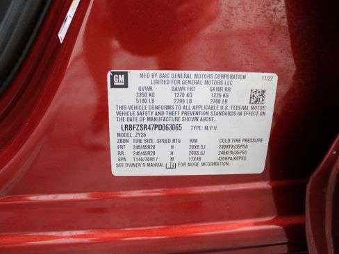 Used 2023 Buick Envision Avenir image 44