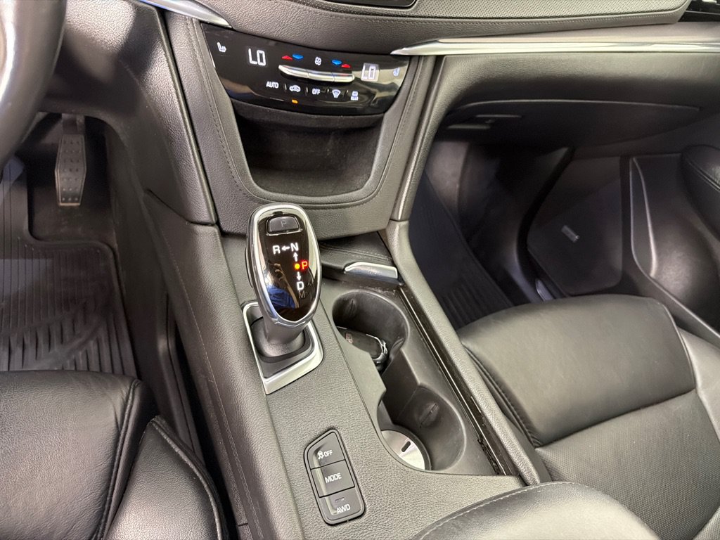 Used 2019 Cadillac XT5 Luxury AWD/4WD image 18