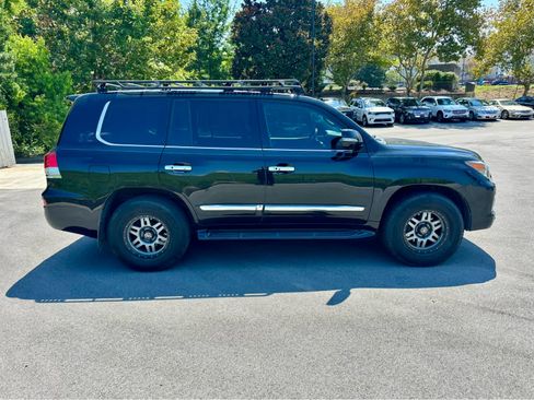 Used 2015 Lexus LX 570 4WD image 4