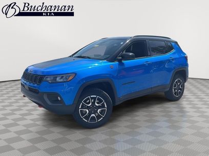 Used 2025 Jeep Compass Trailhawk