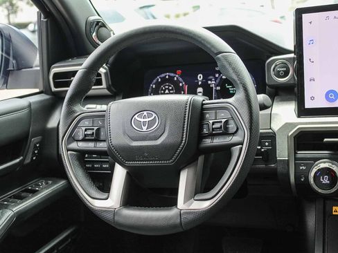 Certified 2025 Toyota 4Runner Trailhunter AWD/4WD image 17