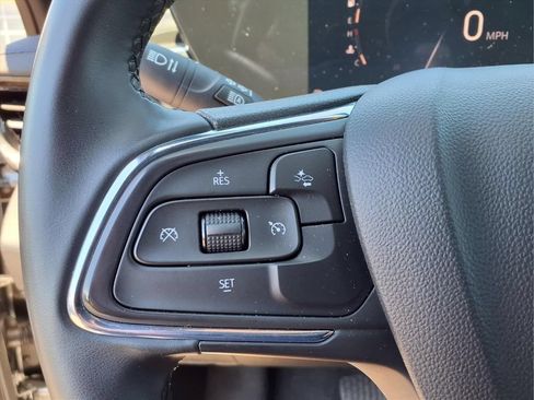 Certified 2025 Buick Envista Sport Touring FWD image 9