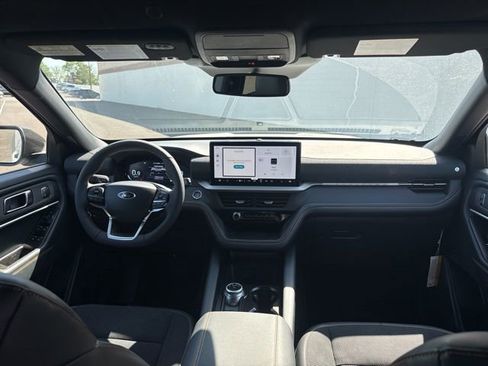 New 2026 Ford Explorer Tremor AWD/4WD image 19