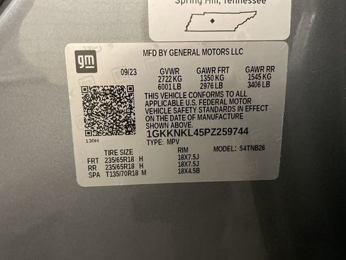 Used 2023 GMC Acadia SLE w/ Driver Convenience Package image 25