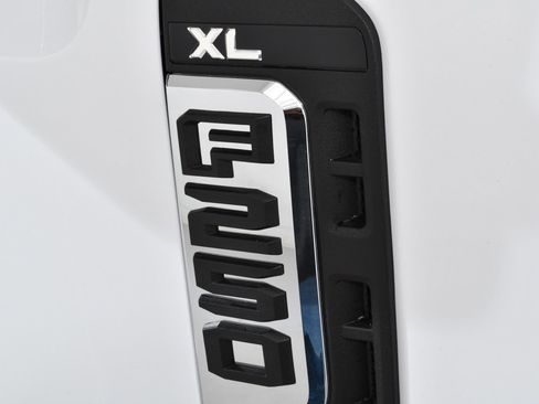 New 2026 Ford F250 XL w/ XL Off-Road Package image 21