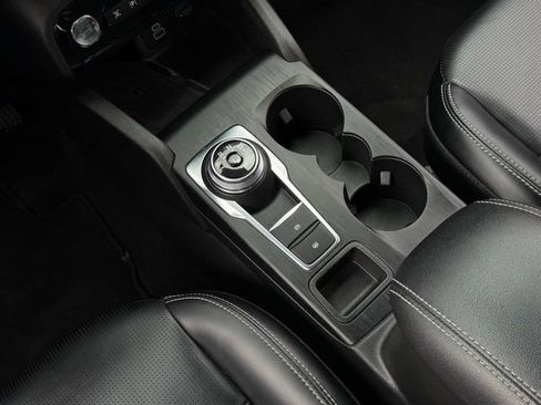 Certified 2024 Ford Escape Platinum AWD/4WD image 31