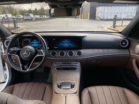 Used 2022 Mercedes-Benz E 450 E 450 w/ Driver Assistance Package image 24