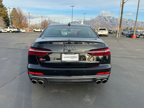 Used 2021 Audi S6 Prestige w/ Prestige Package image 4