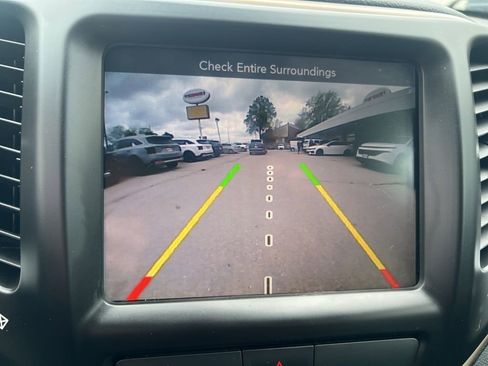 Used 2015 Jeep Cherokee Limited AWD/4WD image 55