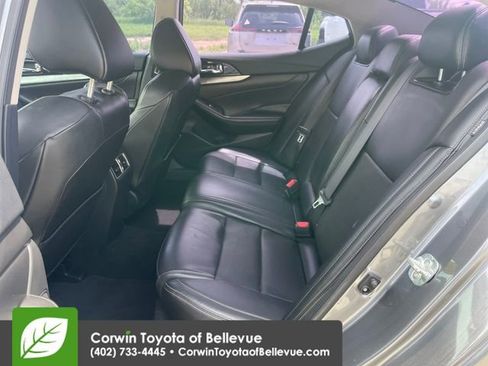 Used 2020 Nissan Maxima 3.5 SV w/ Floor Mat Group FWD image 25