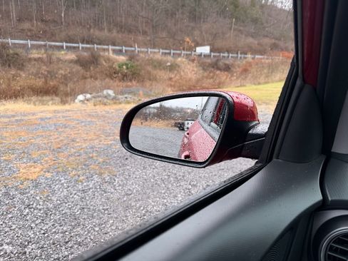 Used 2021 Hyundai Kona Ultimate w/ Cargo Package image 10