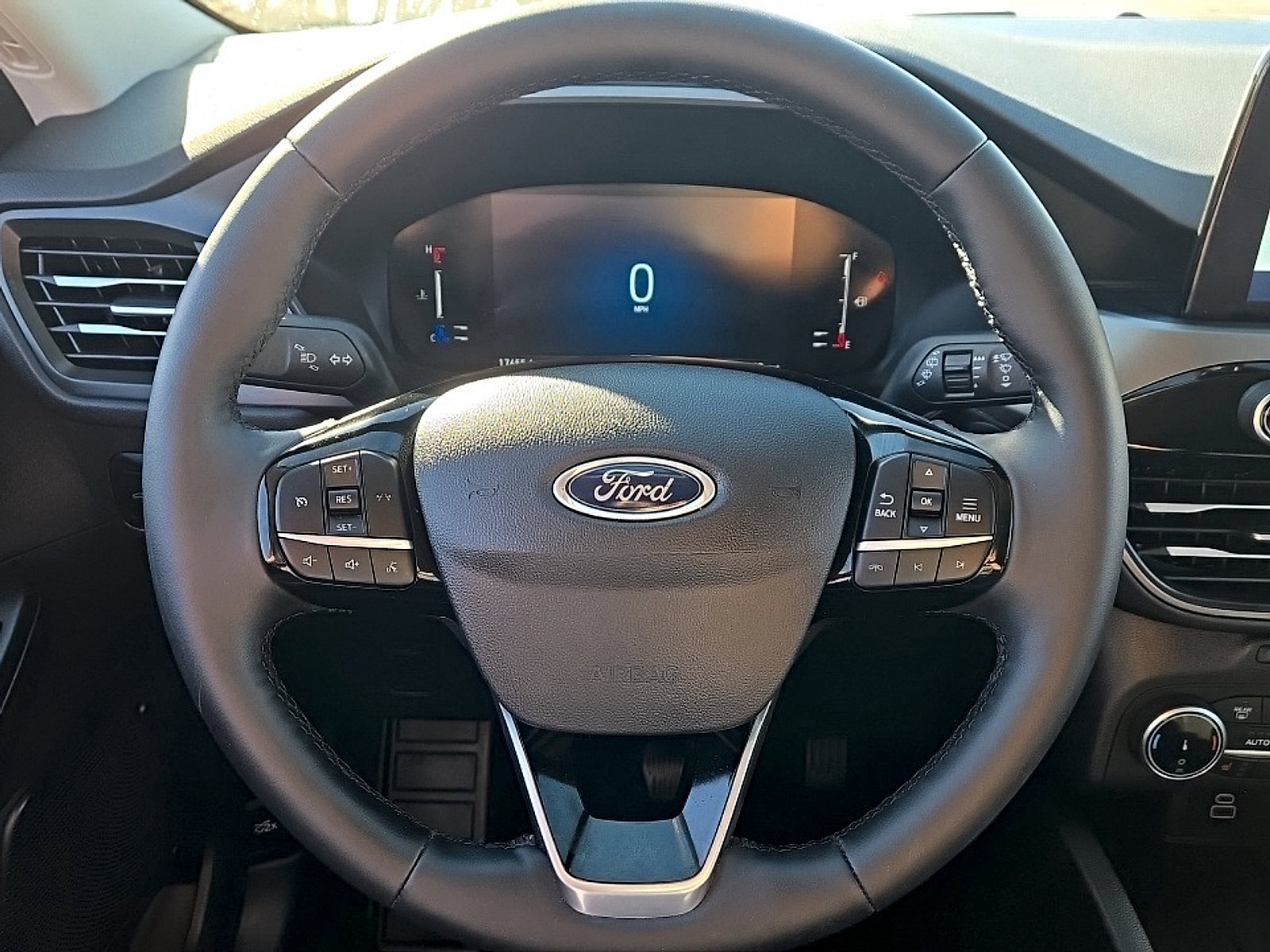 Certified 2024 Ford Escape Active AWD/4WD image 12
