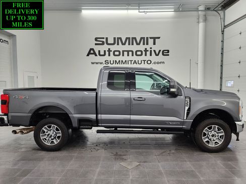 Used 2023 Ford F350 Lariat AWD/4WD image 1
