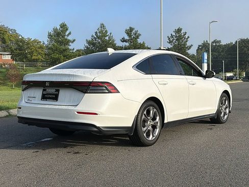 Used 2024 Honda Accord EX image 2
