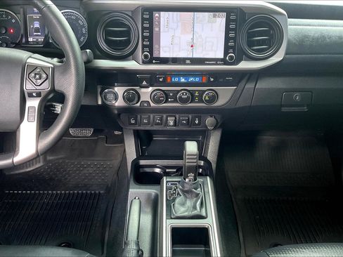 Used 2023 Toyota Tacoma Limited image 7