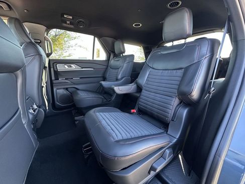 New 2026 Ford Explorer ST-Line w/ ST-Line Street Pack image 63