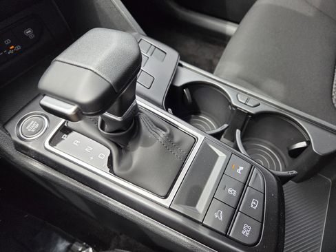 New 2026 Kia Sportage LX FWD image 28