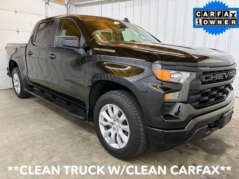 Used 2023 Chevrolet Silverado 1500 Custom AWD/4WD image 1
