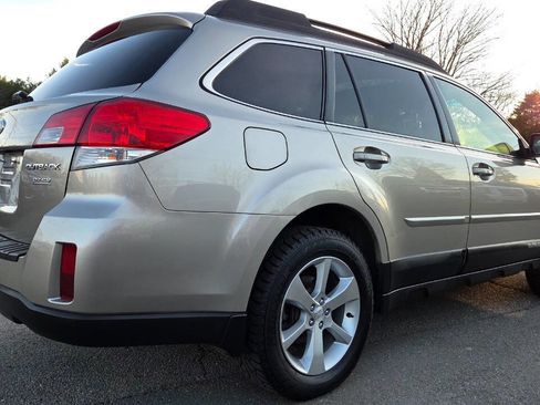 Used 2014 Subaru Outback 2.5i Limited image 15