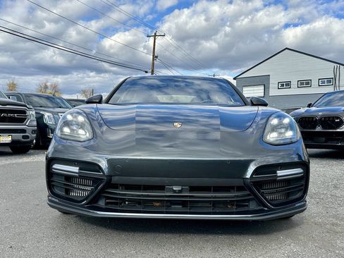 Used 2017 Porsche Panamera Turbo image 3