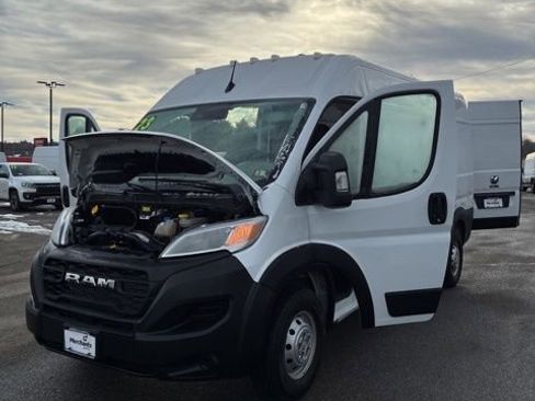 Used 2023 RAM ProMaster 2500 image 11