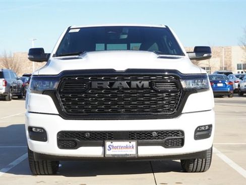 New 2026 RAM 1500 4x4 Crew Cab image 2