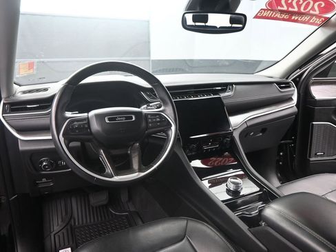 Used 2022 Jeep Grand Cherokee L Limited image 15