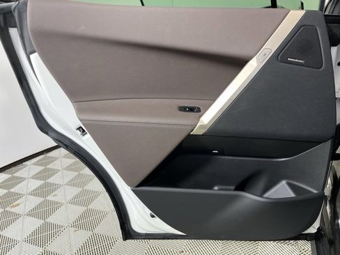 Used 2023 BMW iX xDrive50 w/ Premium Package image 20