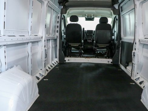 Used 2023 RAM ProMaster 2500 FWD image 27