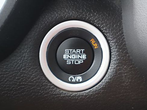Used 2024 RAM 1500 Big Horn AWD/4WD image 19