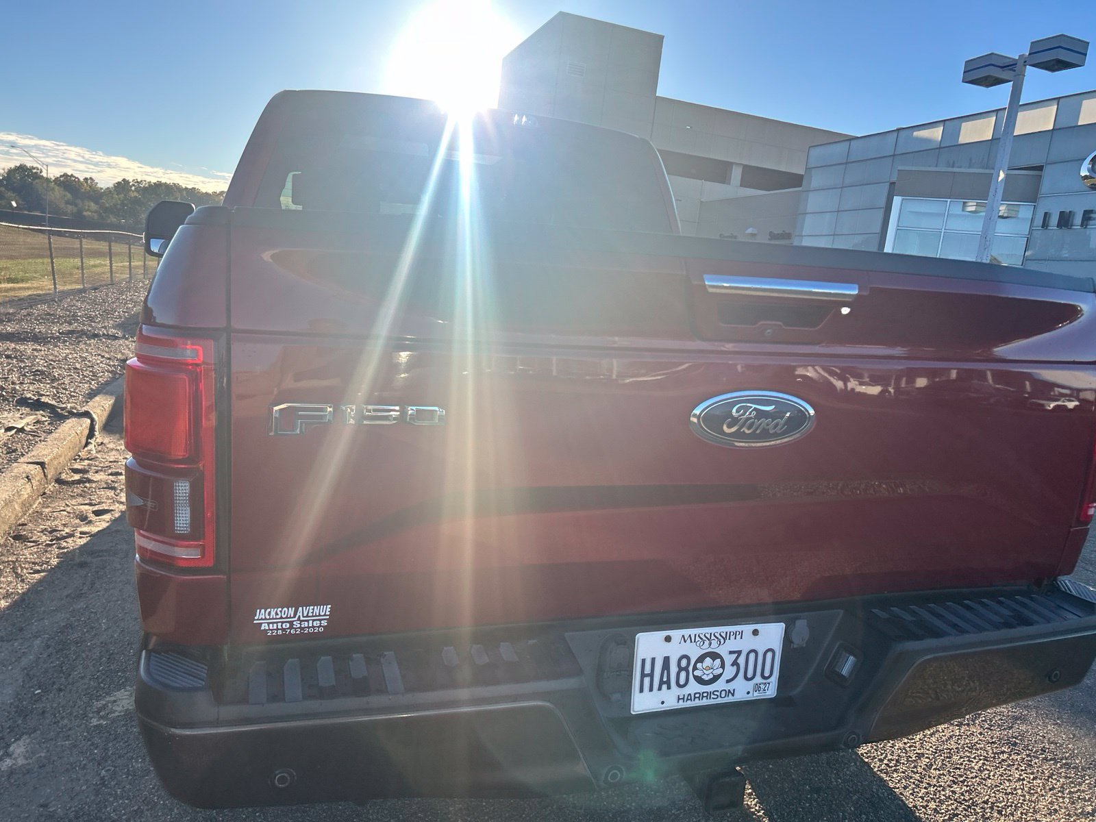 Used 2016 Ford F150 Lariat w/ Equipment Group 502A Luxury AWD/4WD image 20