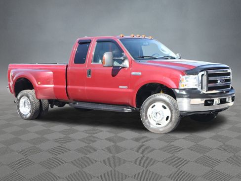 Used 2006 Ford F350 4x4 SuperCab DRW Super Duty image 2