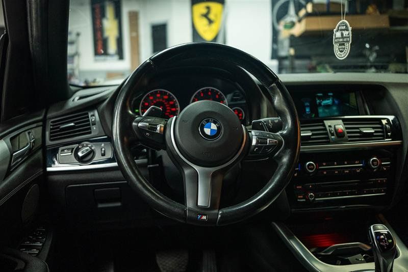 Used 2017 BMW X4 M40i AWD/4WD image 16
