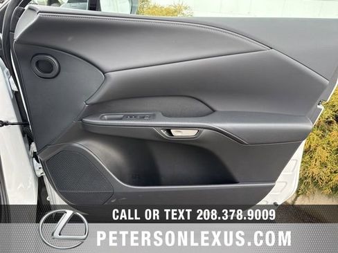 Used 2025 Lexus RX 350h w/ Convenience Package image 12