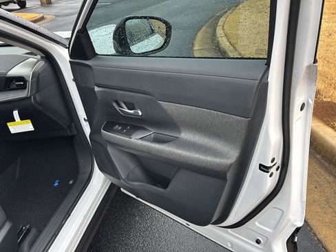 New 2026 Nissan Kicks SV w/ SV Premium Package image 12