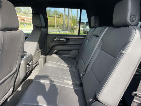 Used 2025 Chevrolet Tahoe LT w/ Comfort Package image 15