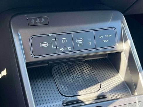 New 2026 Hyundai Kona SEL Premium AWD/4WD image 18