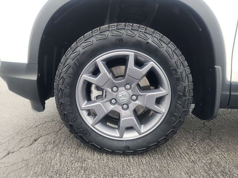 Used 2024 Honda Passport TrailSport image 14