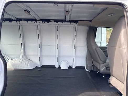 New 2026 GMC Savana 3500 w/ Driver Convenience Package image 17