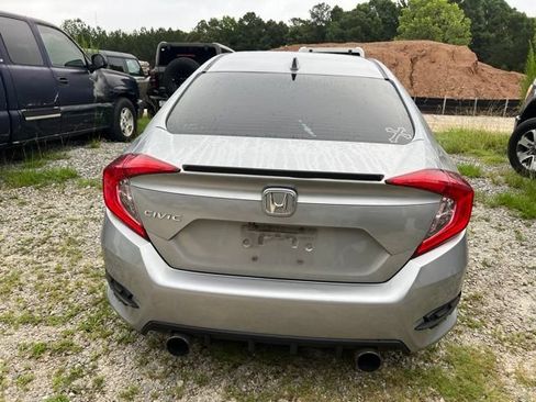 Used 2019 Honda Civic EX image 10