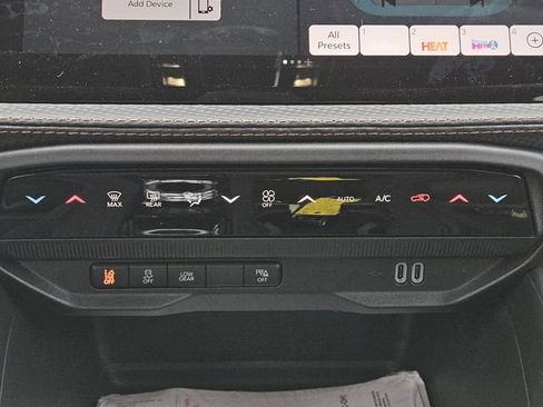 New 2026 Jeep Cherokee Limited AWD/4WD image 16