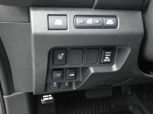 Used 2023 Nissan Frontier PRO-4X w/ Pro Convenience Package AWD/4WD image 21
