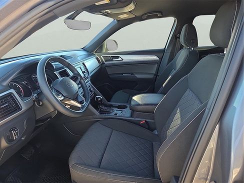 Used 2021 Volkswagen Atlas Cross Sport S image 11