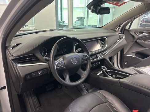 Used 2019 Buick Enclave Avenir w/ Avenir Technology Package FWD image 16