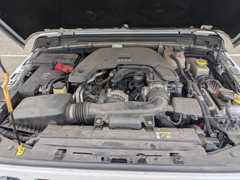 Used 2018 Jeep Wrangler Unlimited Sport S image 18