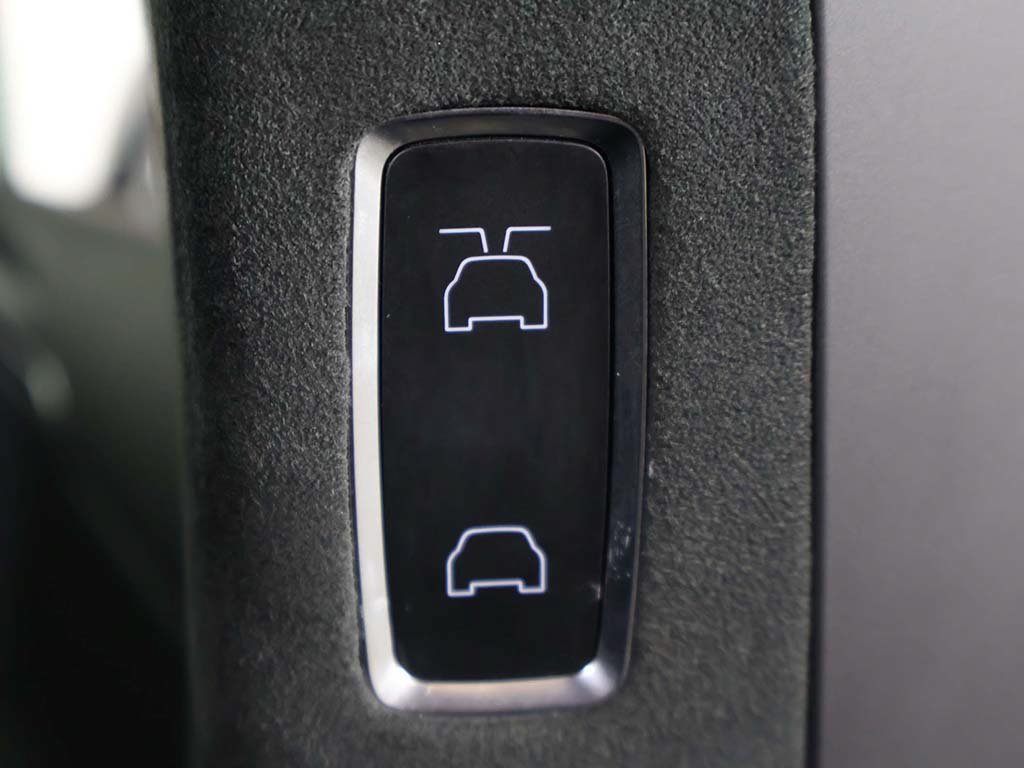 Used 2023 Tesla Model X AWD/4WD image 63