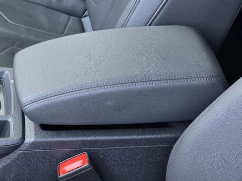 Used 2024 Audi Q3 2.0T Premium image 8